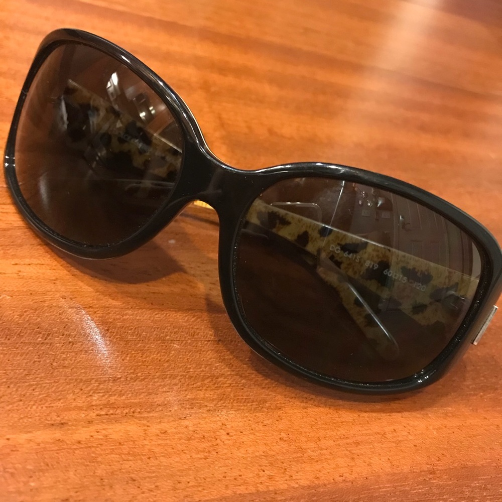 Black dolce & gabanna sunglasses 2000s